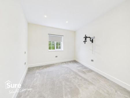 3 bedroom detached house to rent - Photo 4