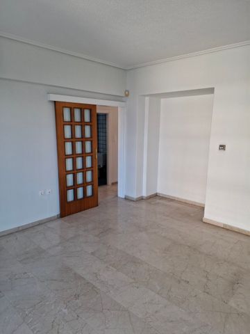 Ενοικίαση κατοικίας, 85 τ.μ., Ηλιούπολη, 750 € - Photo 2