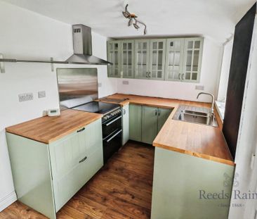 2 bedroom terraced house to rent - Photo 1