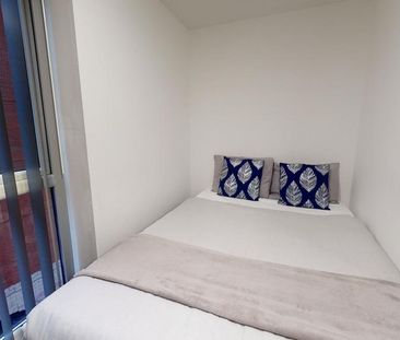 1 bedroom private hall to rent - Photo 2