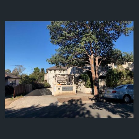 Two bedroom affordable housing townhouse - Photo 4