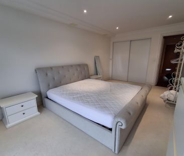 Cormorant Lodge, St Katharine Docks, E1W - Photo 2