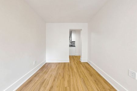 For Lease - 1165 Kingston Road Unit# 15, Toronto, Ontario - Photo 4