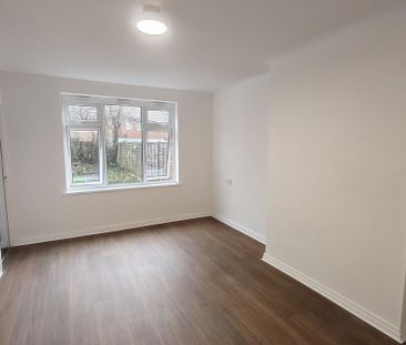 1 bedroom ground floor maisonette to rent - Photo 2