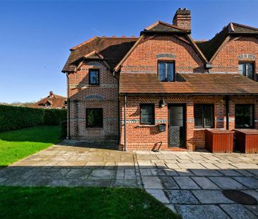 2 bedroom semi-detached house to rent - Photo 4