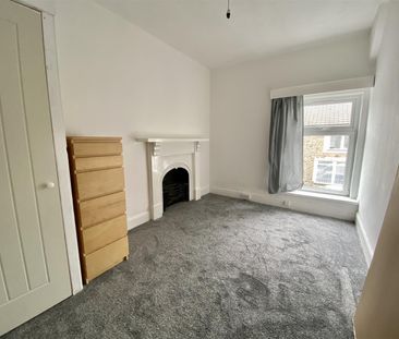 Room For Rent John Street, Pontypridd - Photo 2