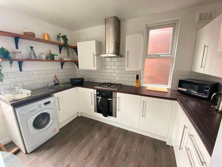 Aigburth Road, Aigburth, Liverpool, L17 - Photo 4