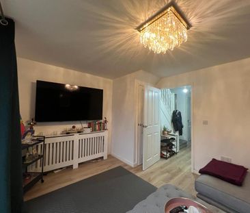 2 bedroom semi-detached house to rent - Photo 1