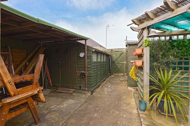 3 bedroom house to rent - Photo 1