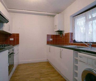 2 bedroom semi-detached house to rent - Photo 5