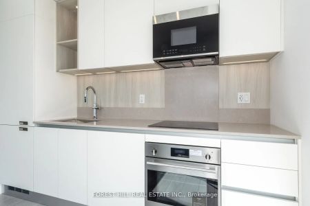 39 Mary Street #2709 - Photo 4