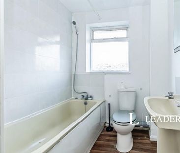 2 bedroom house to rent Westbrooke Close, Chatham, Kent, ME4 - Photo 6