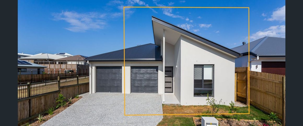 Modern 4 Bedroom Duplex ! - Photo 1