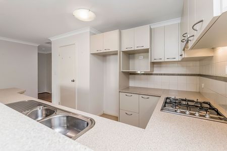 SECURE AND IDEAL LOCATION - Photo 3