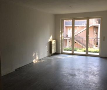 kleine Wohnung mit WBS für 2! - Photo 1