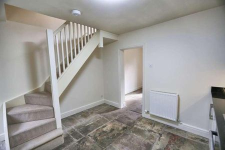 Shrigley Road, Bollington, SK10 - Photo 4