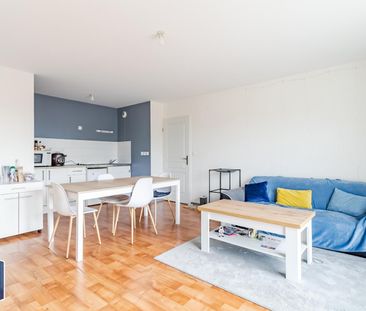 Location Appartement 2 pièces 45m² BEUVRAGES 59192 - Photo 2