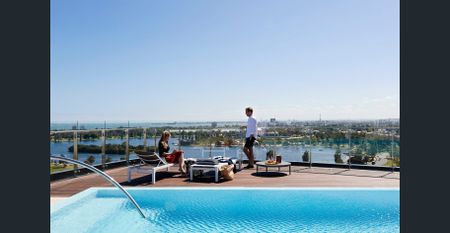 FULLY FURNISHED LUXURIOUS APARTMENT! - Photo 4