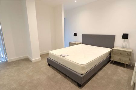 Fully Furnished Two Double Bedroom, Two Bathroom corner apartment in the exclusive Victoria Residence development. - Photo 5