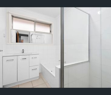 Old Town Highton Home - Photo 4