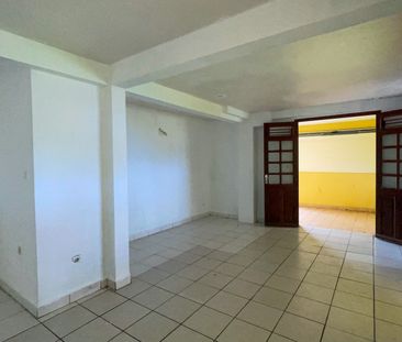 Location Appartement 4 pièces 80m² LE MARIN 97290 - Photo 6
