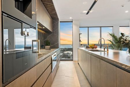 Be The First... - Photo 5