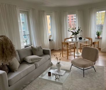 Bures Gata 28A, Hyllievång - Photo 1