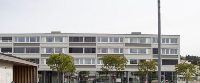 Be flexible and live on a budget - Photo 1