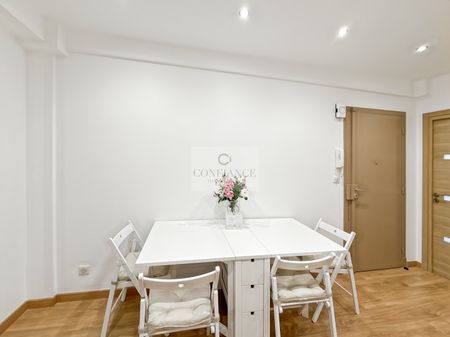 Location Appartement 3 pièces 68m² NICE 06000 - Photo 3