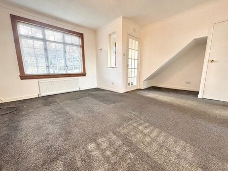 Strathview Park, Netherlee, G44 3EN - Photo 2