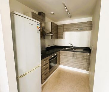 1 bedroom apartment to rent - Photo 4