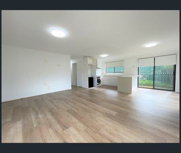 Genuine long term lease available - Photo 3