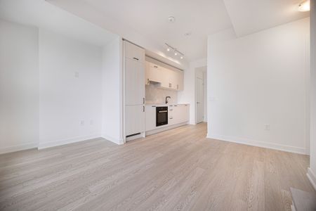 For Lease - 1 Quarrington Lane Unit# 804, Toronto, Ontario - Photo 5