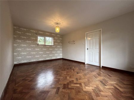 4 bedroom detached house to rent - Photo 4