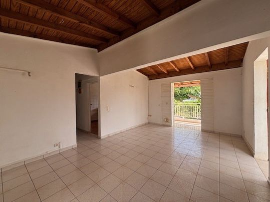 Haut de villa indépendant - LONGFORT IMMOBILIER - Photo 1