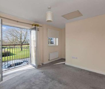 Halton Brook Avenue, Halton Brook, WA7 - Photo 1