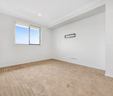 1/17 Ingleside Crescent, Glen Waverley - Photo 4