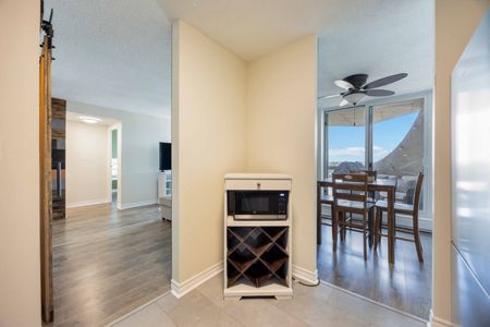 Downtown Sarnia Waterfront Condo with Flexible Furnishing Options - Photo 2