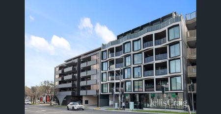 Contemporary Style and Convenience in a Prime Location - Photo 4