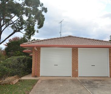 12 Ballin Drive, CENTENARY HEIGHTS - Photo 4