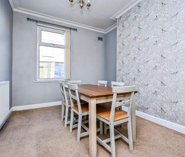 3 Bed Terraced House, Woodhall Road, L13 - Photo 3