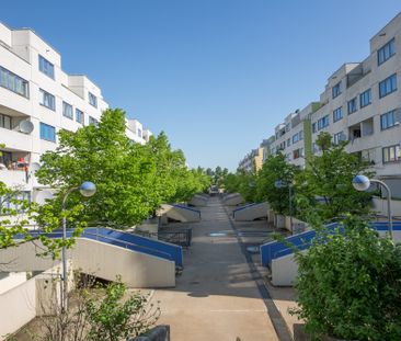 Kompakt & gemütlich 1-Zimmer-Wohnung mit Balkon in Neukölln - Photo 1