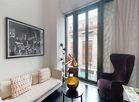 A beautifully designed one-bedroom hom - Photo 3