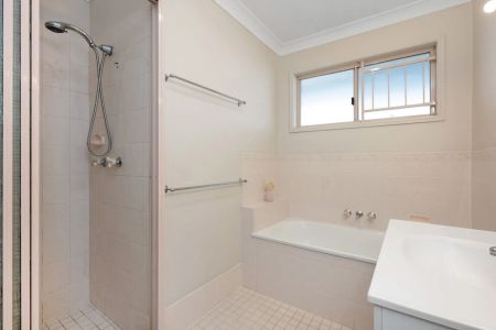 All-Season Family Retreat with Heated Pool & Dual Living – Walk to CHAC, Shops & Transport - Photo 4