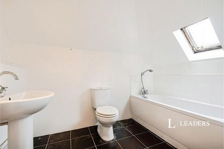 1 bedroom flat to rent - Photo 5