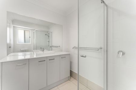 3 Barbeth Road, Greenbank QLD 4124 - House For Rent | Domain - Photo 3