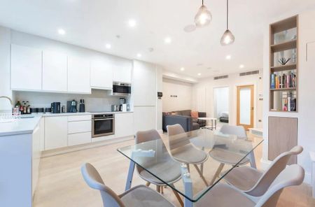 3 bedroom flat to rent - Photo 3