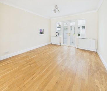 Courtlands Ave, Langley, Slough,SL3 - Photo 5