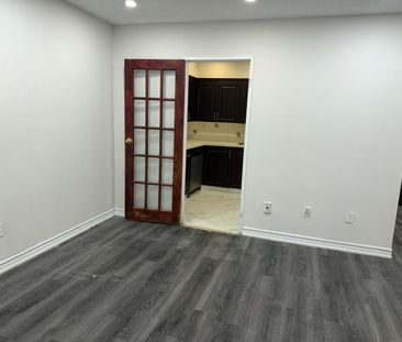 For Lease - 3533 Derry Road Unit# 905, Mississauga, Ontario - Photo 2