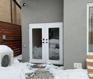 63 Wallington Avenue #Lower - Photo 1